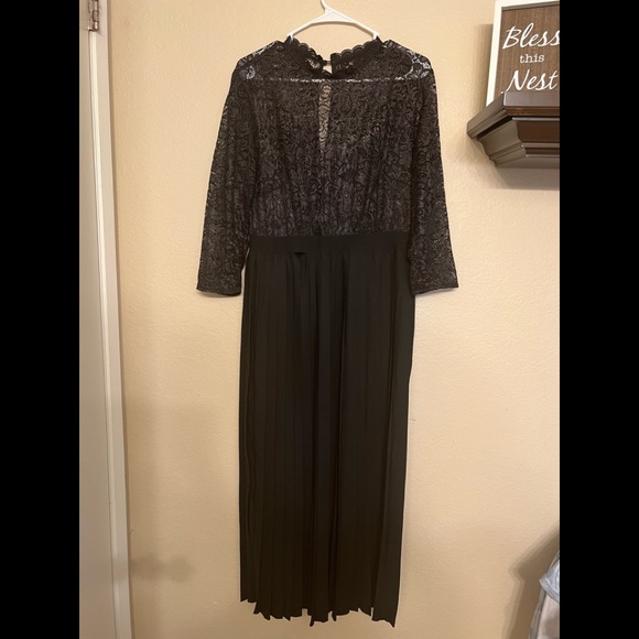 Black Pleated Dress - Picture 2 of 3